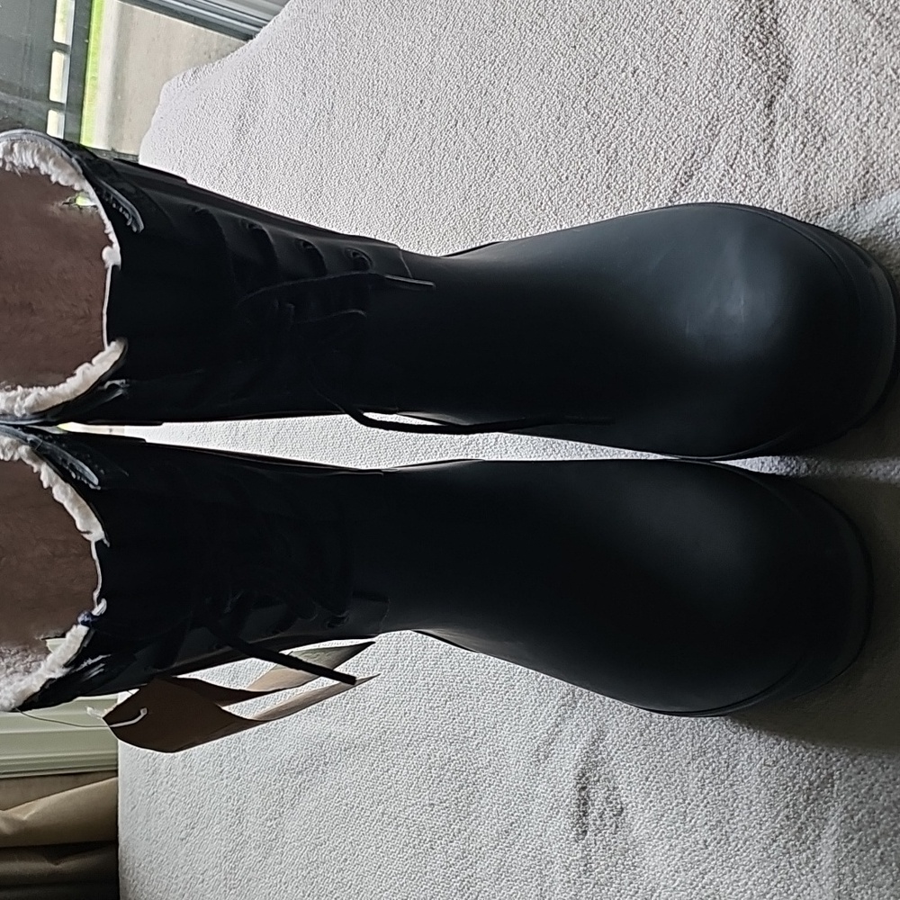 Bogs Lace-Up Waterproof Plush Lined Amanda Boots in Dark Grey - Picture 7 of 9